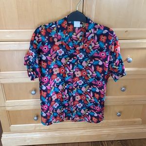 Dès petits hauts floral blouse